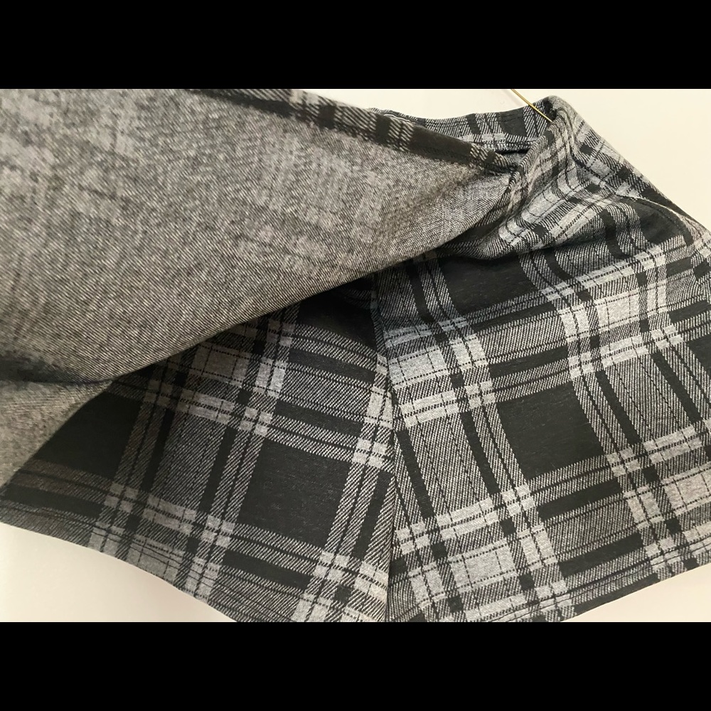 Size M. Skirt-short